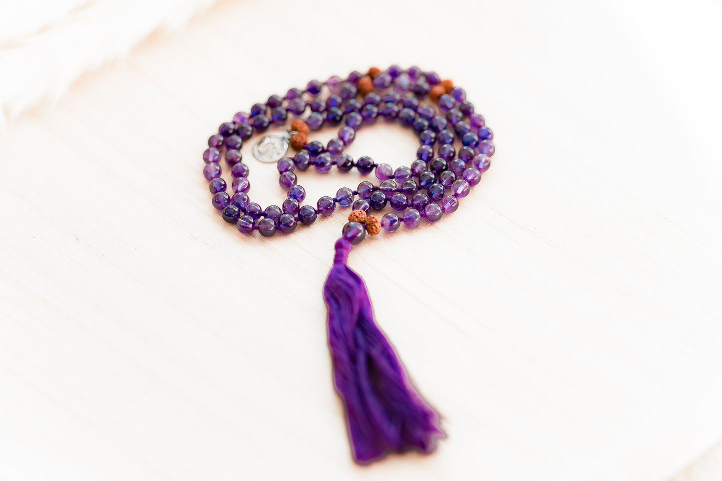Edelstein-Mala Amethyst bestärkt deine Lebensträume - Hilft Loszulassen und schafft Klarheit - Für Scheitel-Chakra