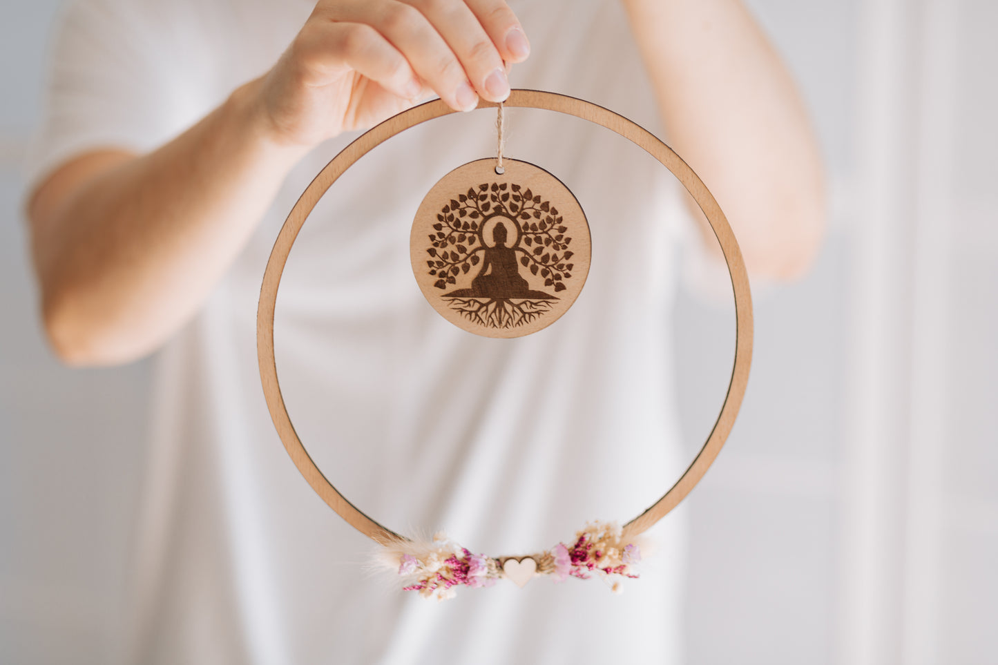 spirituelle Geschenkidee, Buddha, Lebensbaum, Hängedeko, Herz, spirituelles Geschenk, Yogalehrer, stilvolle Dekoration, positive Vibes, Auszeit, Balance, Achtsamkeit, sinnvolle Geschenkideen