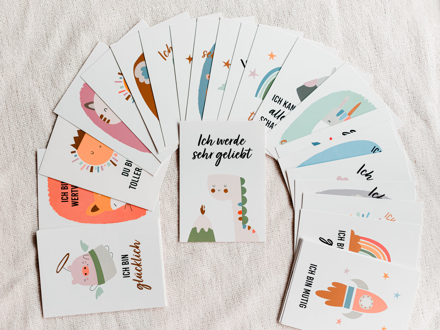 Affirmationskarten für Kinder - 32 liebevoll gestaltete Karten - Bunte Tier Illustrationen & wundervolle Affirmationen für Kids