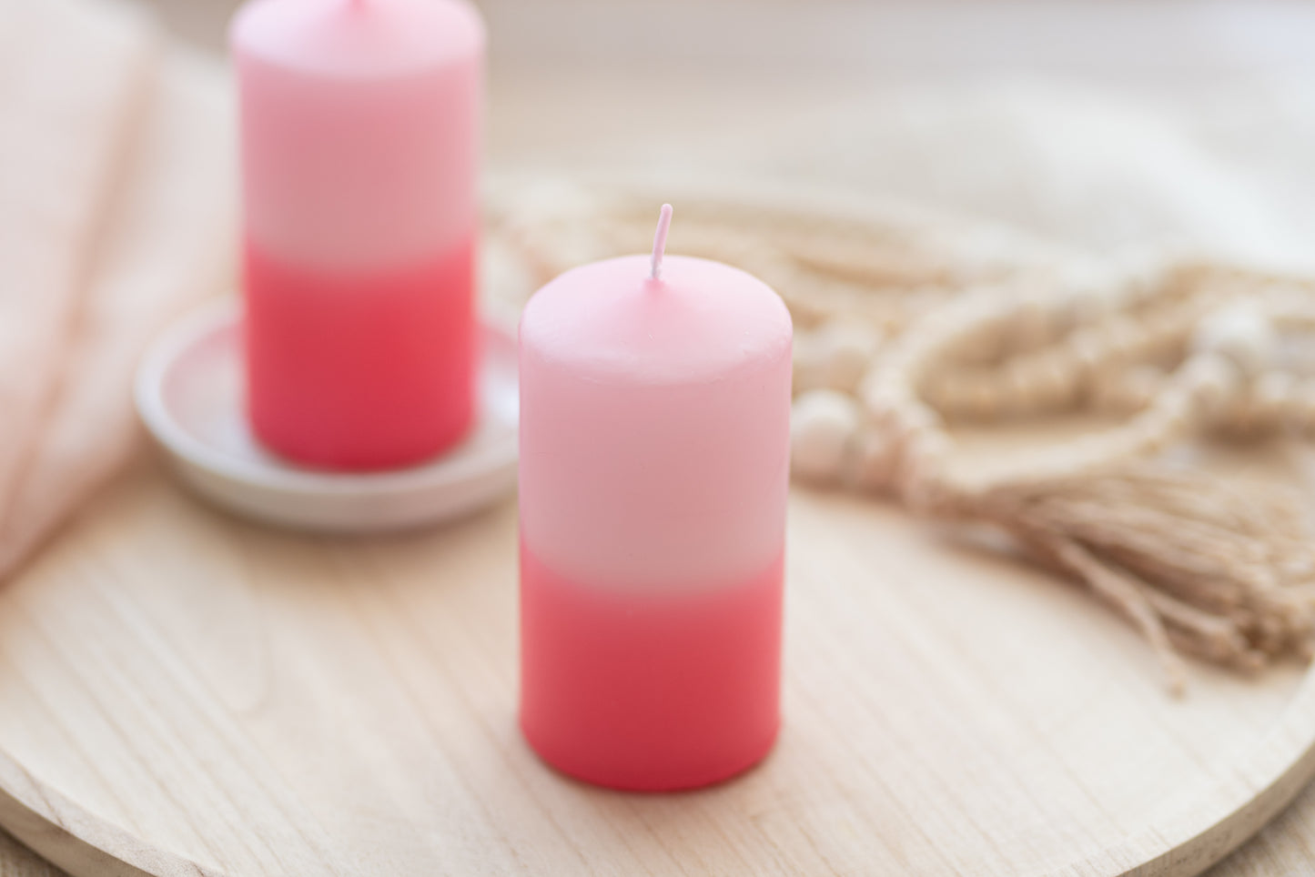 Farbenfrohe Kerze rosa/rot - Stumpenkerze mit Neon Farbverlauf - Bring Farbe in dein Zuhause